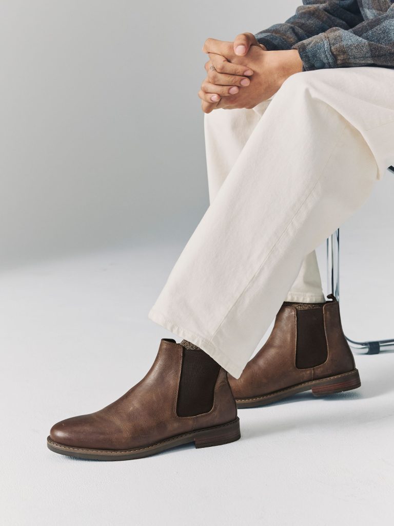 Fortune933| Brown Waxy Leather Chelsea Boots