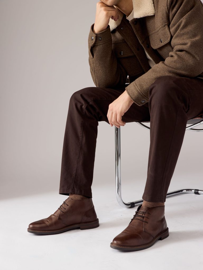Fortune921| Brown Waxy Leather Chukka Boots - Image 2